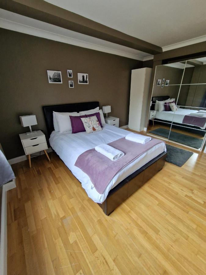 3 Bedrooms Flat Near Russell Square لندن المظهر الخارجي الصورة