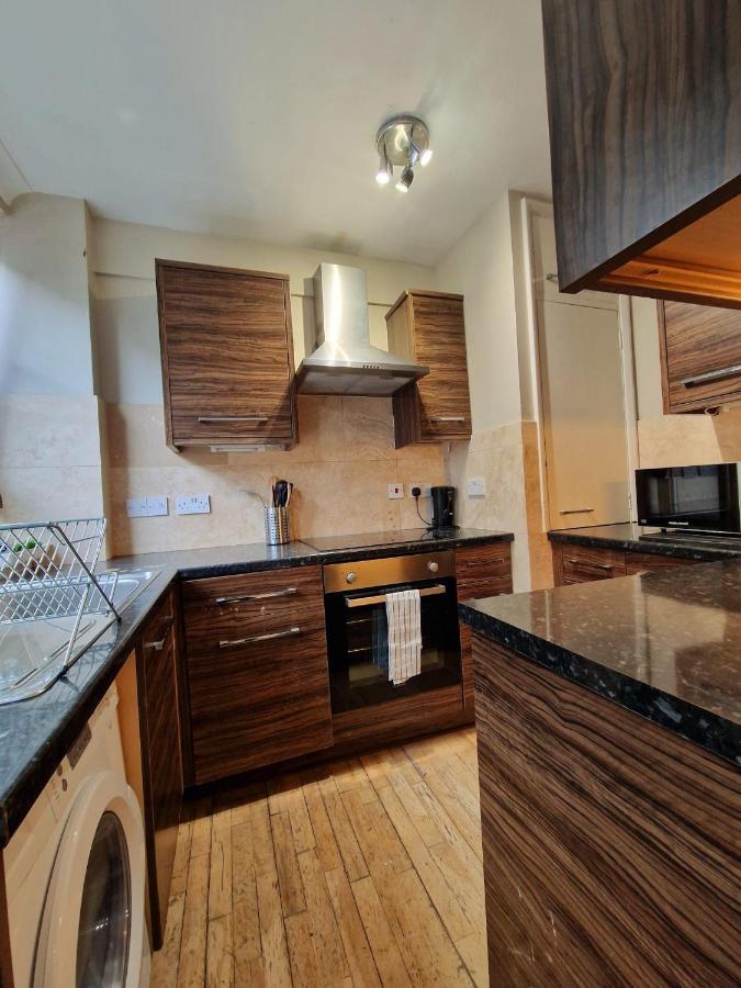 3 Bedrooms Flat Near Russell Square لندن المظهر الخارجي الصورة
