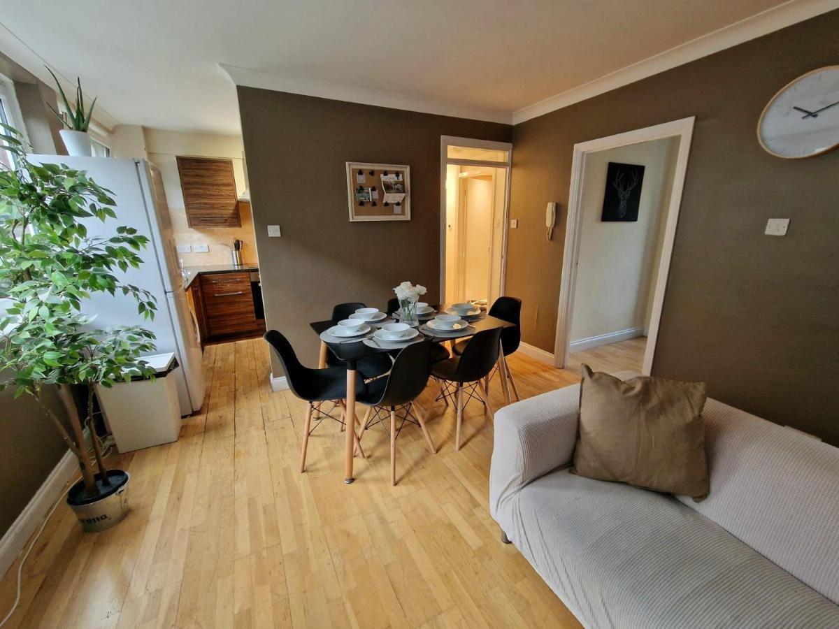 3 Bedrooms Flat Near Russell Square لندن المظهر الخارجي الصورة